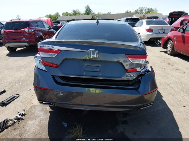 Honda Accord Touring 2.0t