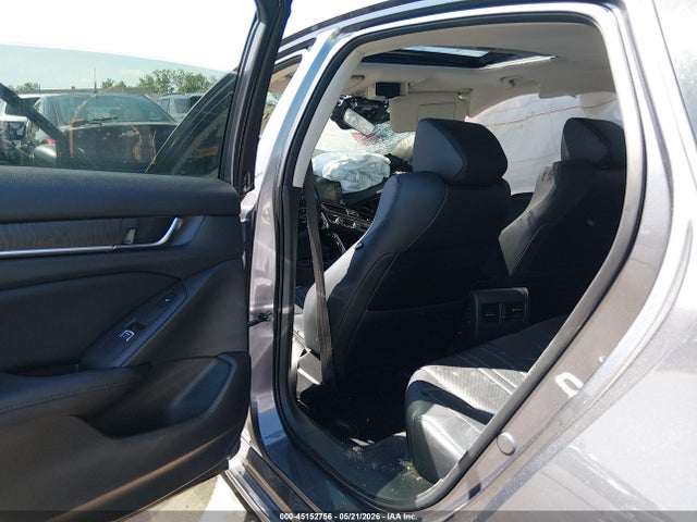 Honda Accord Touring 2.0t