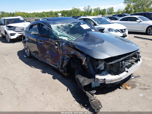 Salvage Honda Accord Image