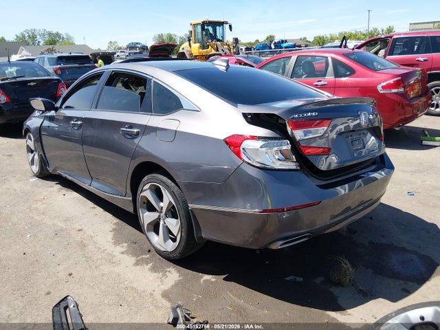 Honda Accord Touring 2.0t