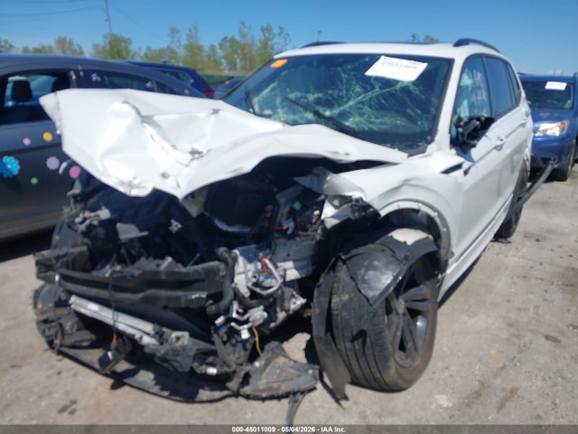 Volkswagen Tiguan 2.0t Se R-line Black