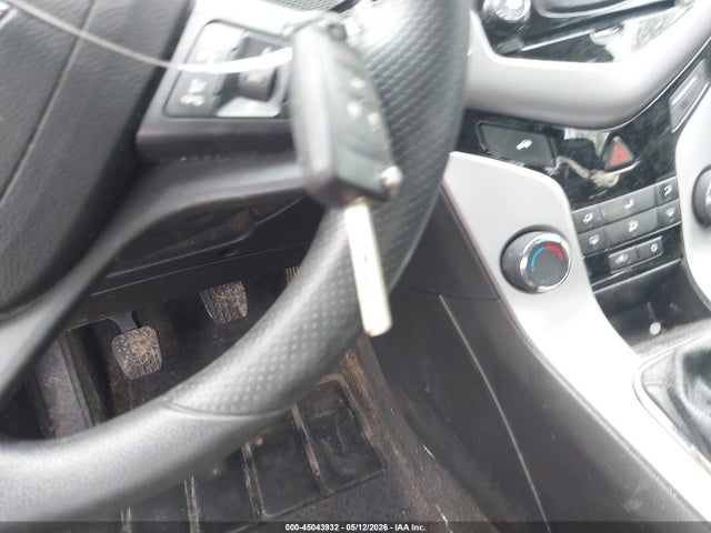 Chevrolet Cruze Eco Auto