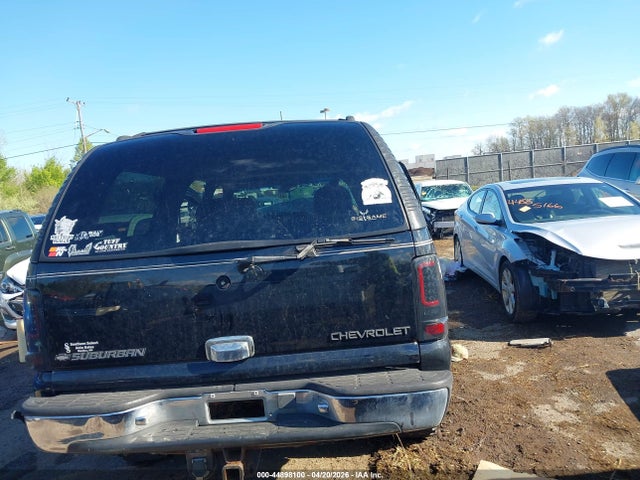 Chevrolet Suburban 2500 Lt