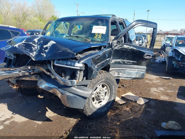 Chevrolet Suburban 2500 Lt