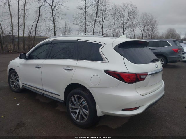 INFINITI Qx Luxe