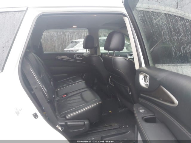 INFINITI Qx Luxe