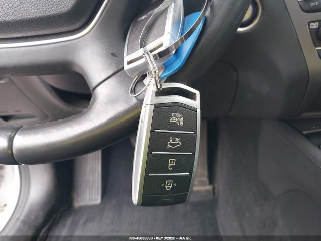Genesis G80 3.8