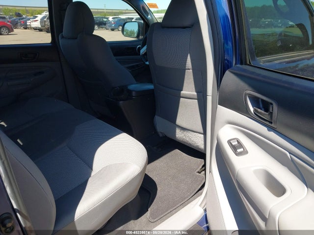 Toyota Tacoma Base V6