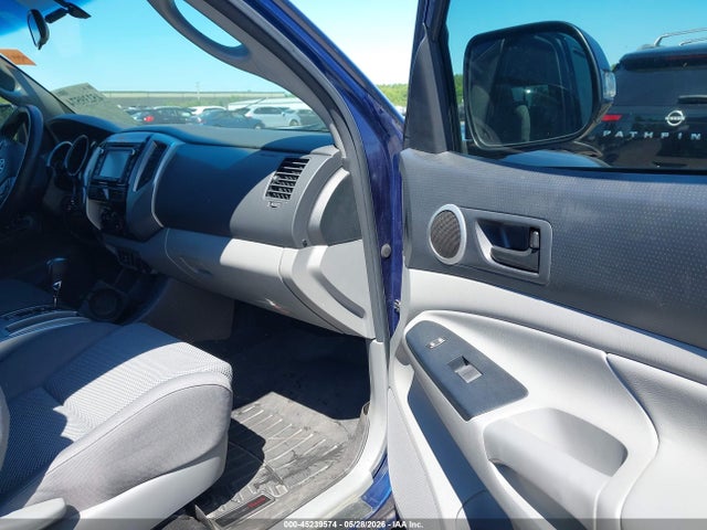 Toyota Tacoma Base V6