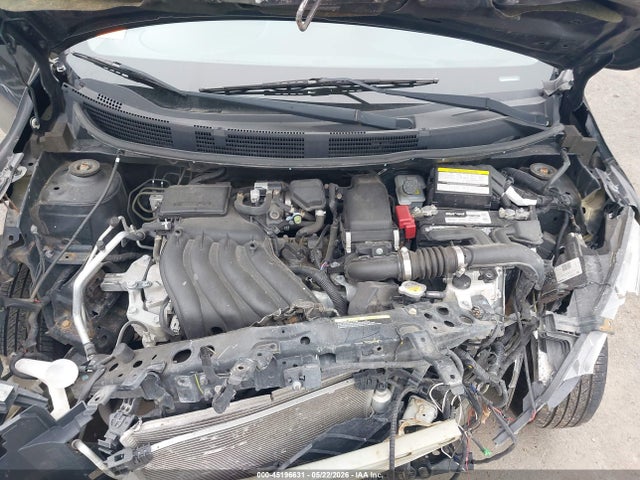 Nissan Versa 1.6 S+