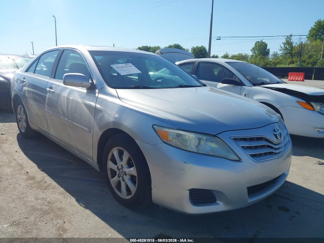 Salvage Toyota Camry Image