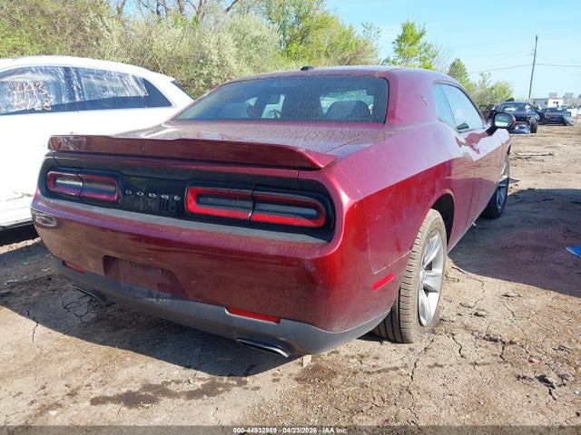 Dodge Challenger Sxt