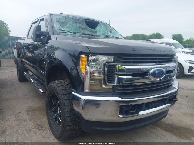 Salvage Ford F-250 Image
