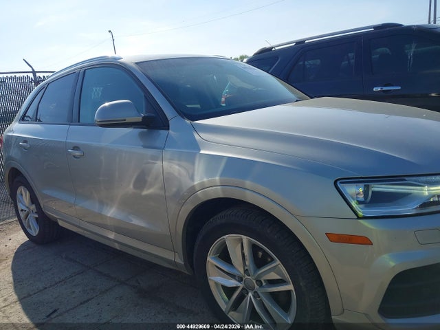 Audi Q3 2.0t Premium