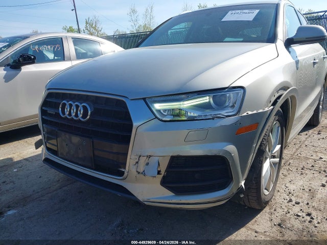 Audi Q3 2.0t Premium