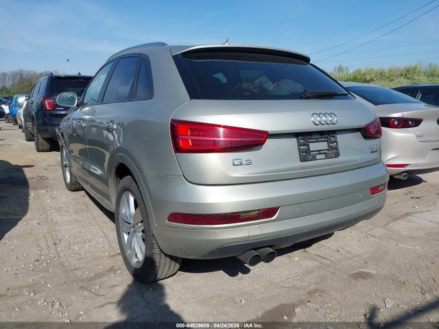 Audi Q3 2.0t Premium