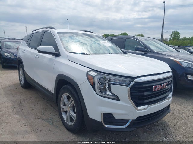 Salvage GMC Terrain Image