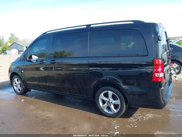 Mercedes-Benz Metris