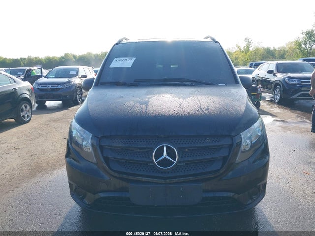 Mercedes-Benz Metris