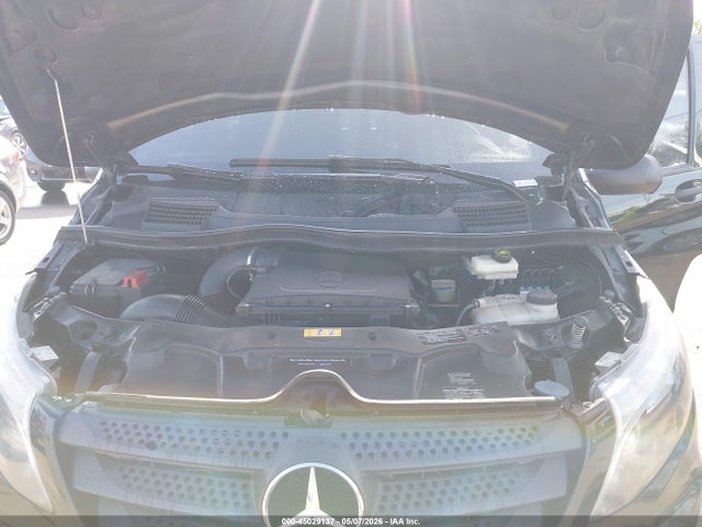 Mercedes-Benz Metris