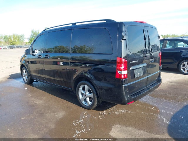 Mercedes-Benz Metris