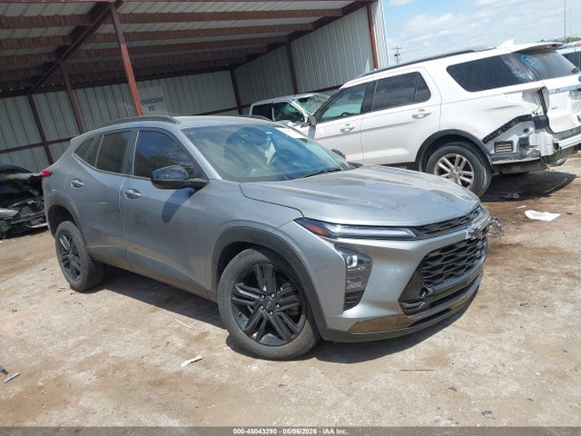 Salvage Chevrolet Trax Image