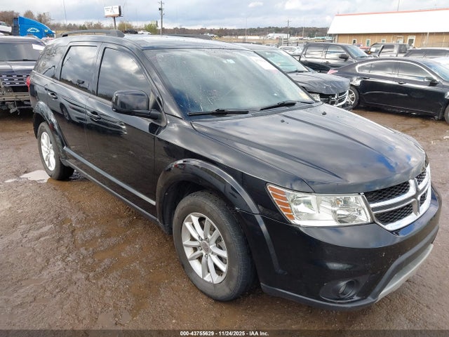 Salvage Dodge Journey Image