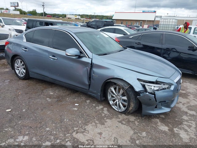 Salvage INFINITI Q50 Hybrid Image