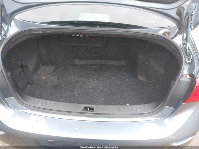INFINITI Q50 Hybrid Premium