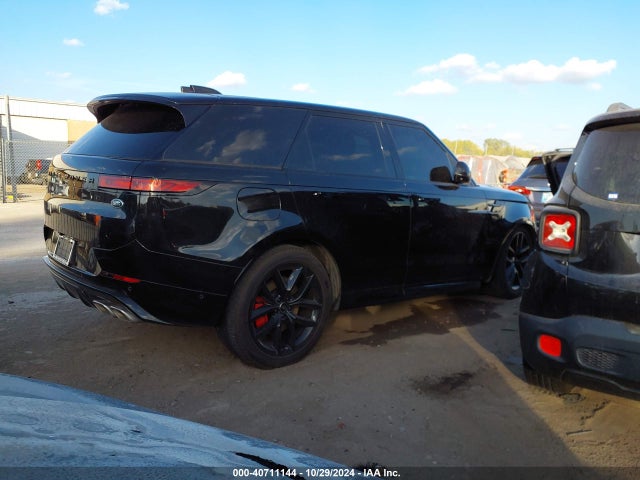 Land Rover Range Rover Sport First Edition
