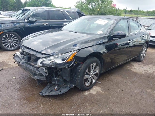 Nissan Altima S Fwd