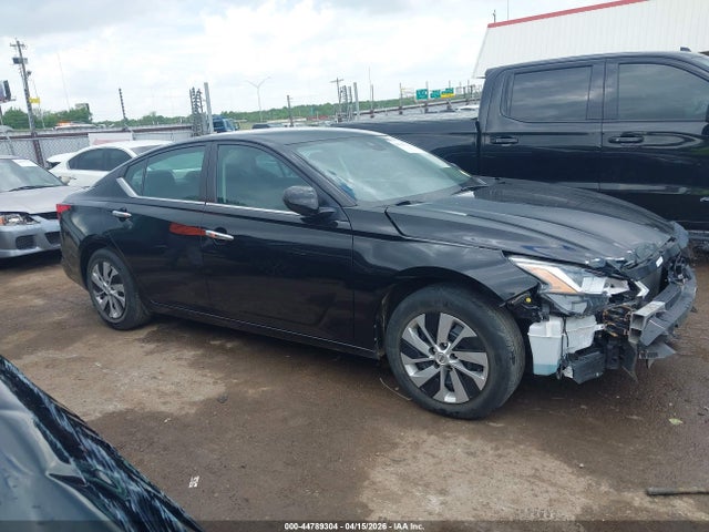 Nissan Altima S Fwd