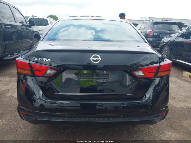 Nissan Altima S Fwd