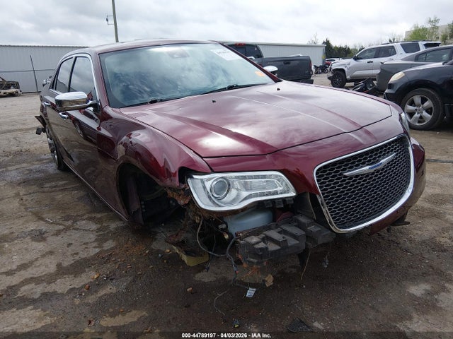 Salvage Chrysler 300c Image