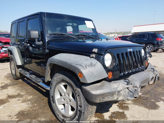 Salvage Jeep Wrangler Image