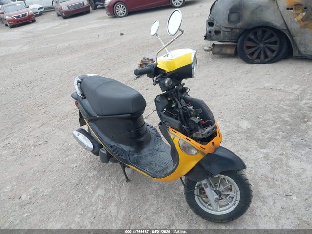 Salvage Genuine Scooter Co. Buddy Image