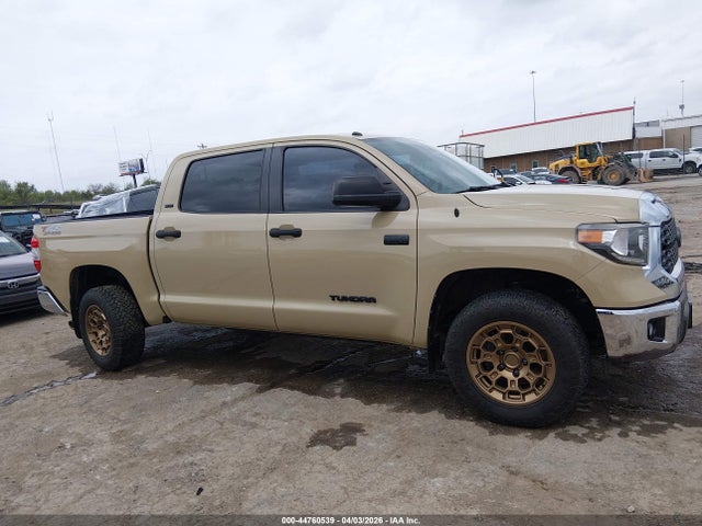 Toyota Tundra Sr5 5.7l V8