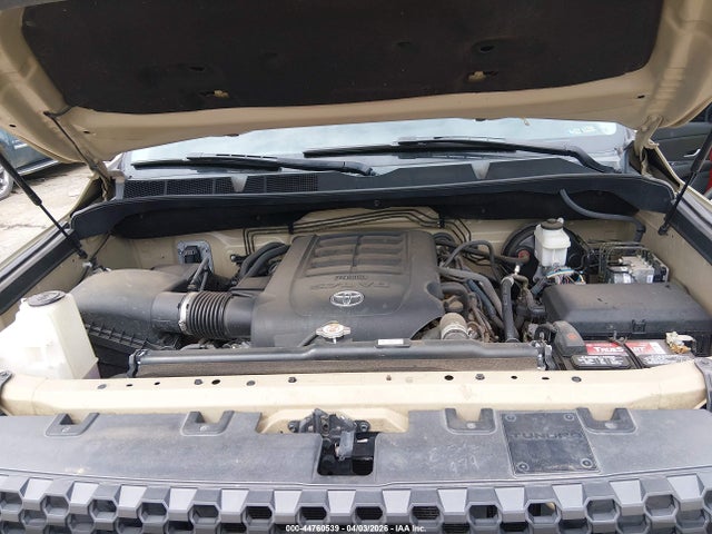 Toyota Tundra Sr5 5.7l V8