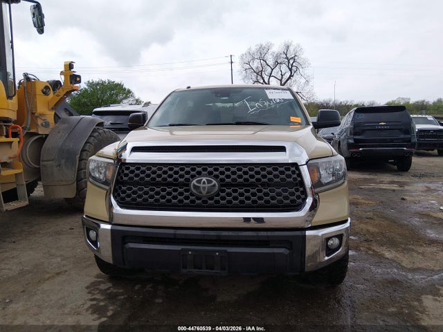 Toyota Tundra Sr5 5.7l V8