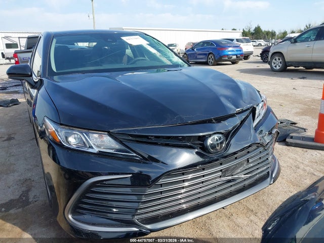 Toyota Camry Le