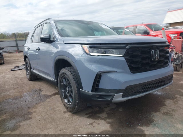 Salvage Honda Pilot Image