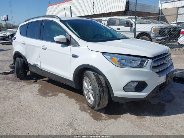 Salvage Ford Escape Image
