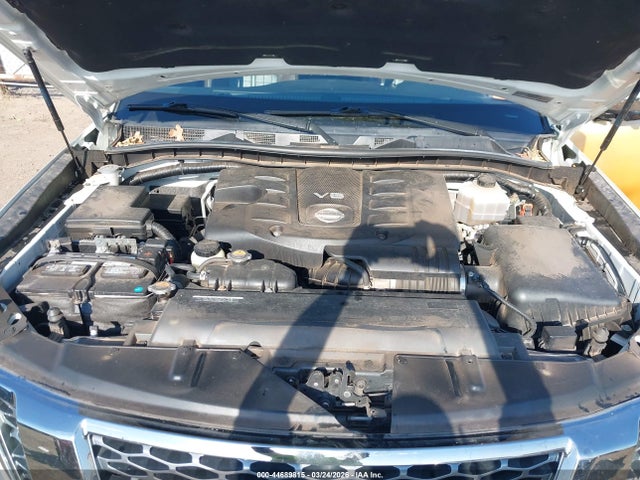 Nissan Armada Platinum