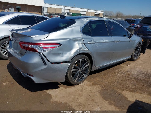 Toyota Camry Xse