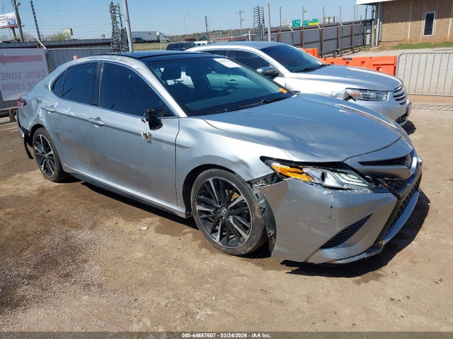 Salvage Toyota Camry Image