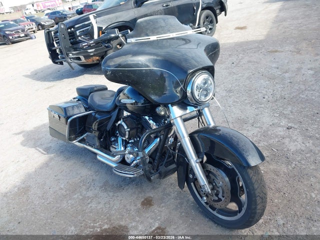Salvage Harley-Davidson Flhtk Image