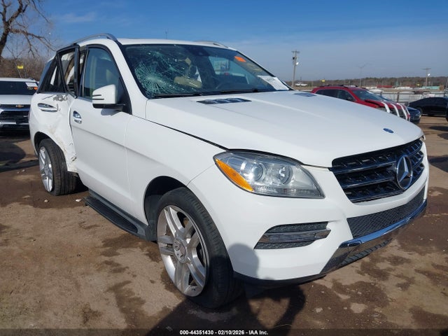 Salvage Mercedes-Benz M-Class Image
