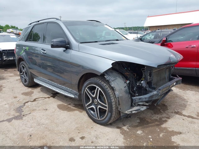 Salvage Mercedes-Benz GLE Image