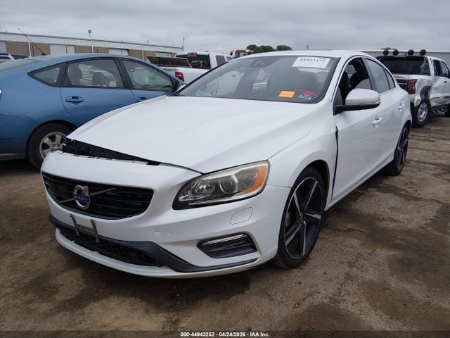 Volvo S60 T6 Drive-e R-design Platinum