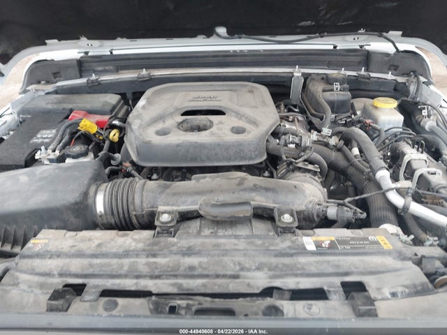 Jeep Wrangler 4-door Sport Altitude 4x4